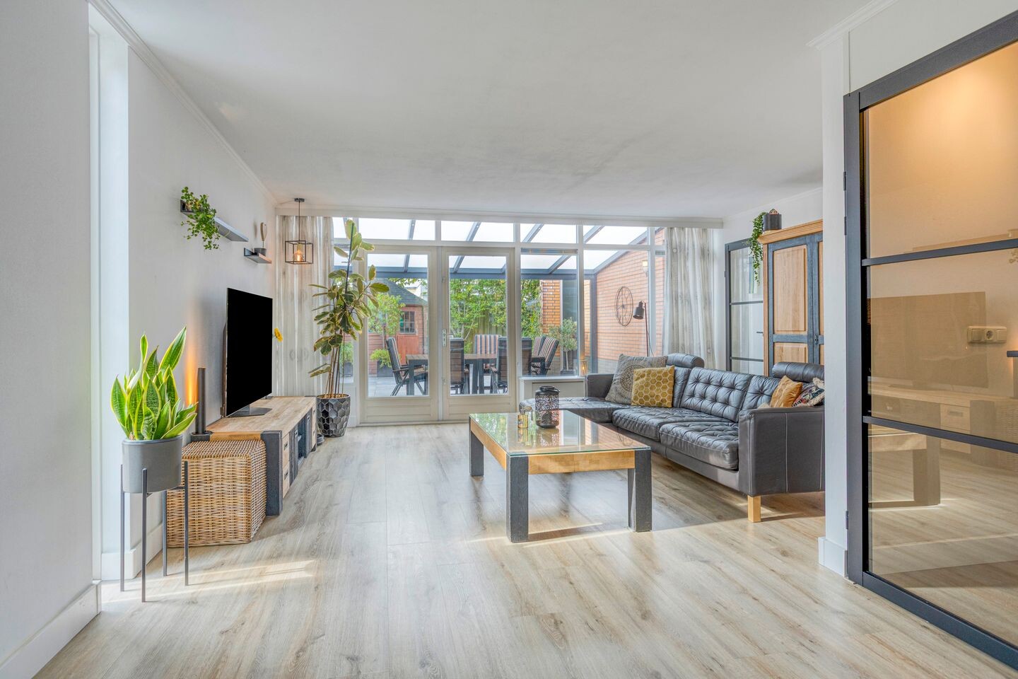 Hoekwoning te koop: Molièrelaan 24, Eindhoven