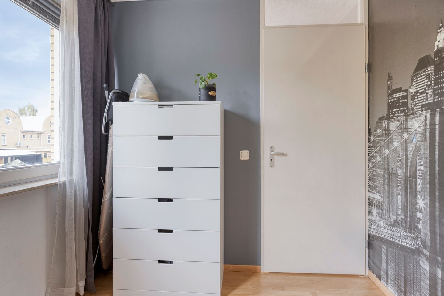 Hoekwoning te koop: Molièrelaan 24, Eindhoven