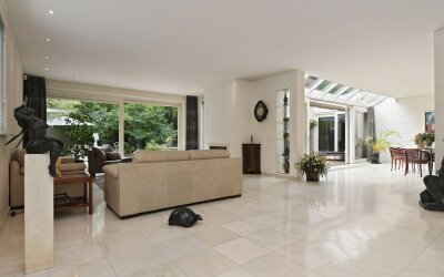 Floresstraat 13
