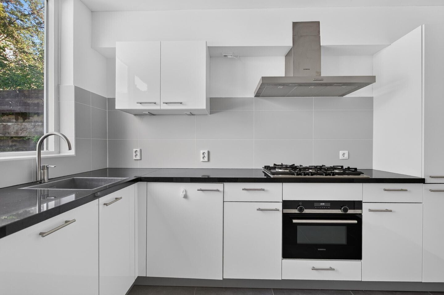 Tussenwoning te koop: Novapad 5, Eindhoven