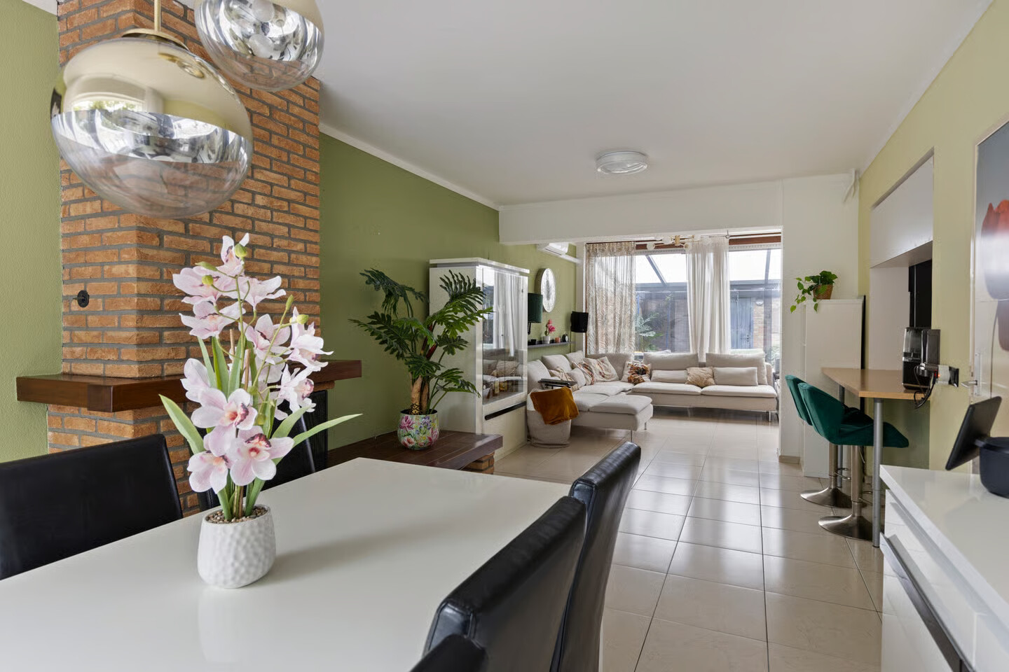 Tussenwoning te koop: Venuslaan 447, Eindhoven