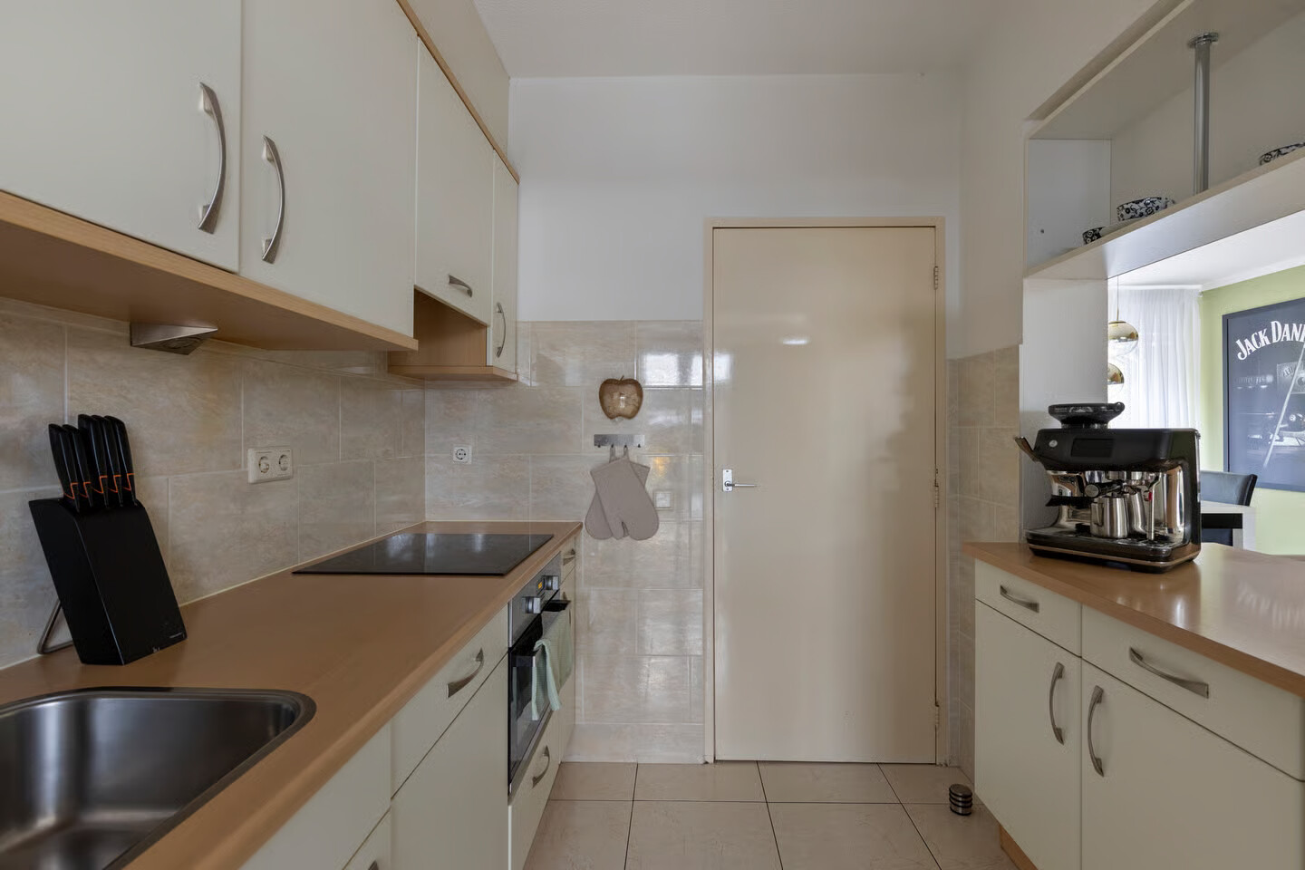 Tussenwoning te koop: Venuslaan 447, Eindhoven