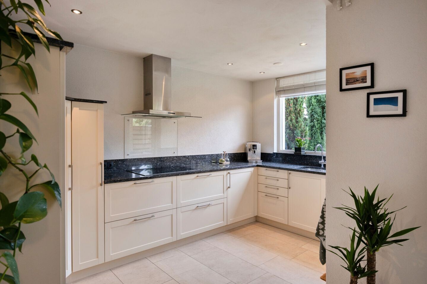 Hoekwoning te koop: Kruburg 72, Eindhoven