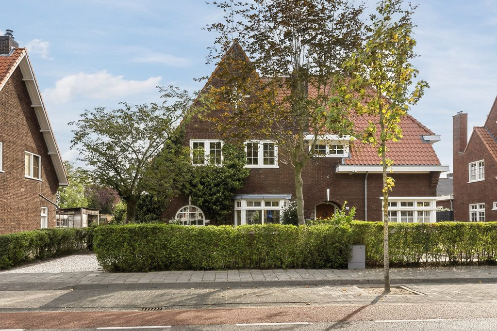 Twee-onder-één-kap te koop: Wolvendijk 119, Eindhoven