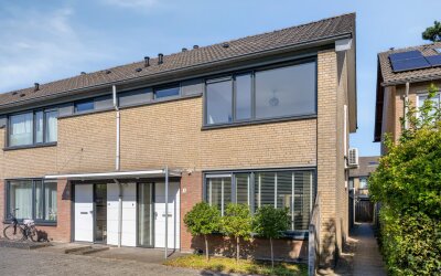 Monarchstraat 9