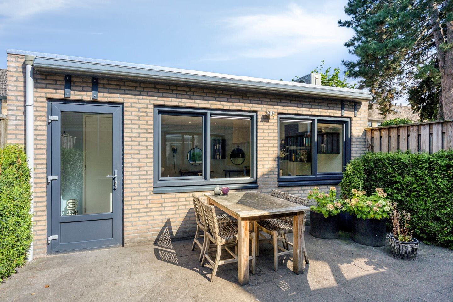 Hoekwoning te koop: Monarchstraat 9, Eindhoven