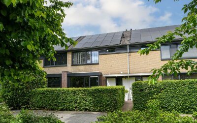 Monarchstraat 48