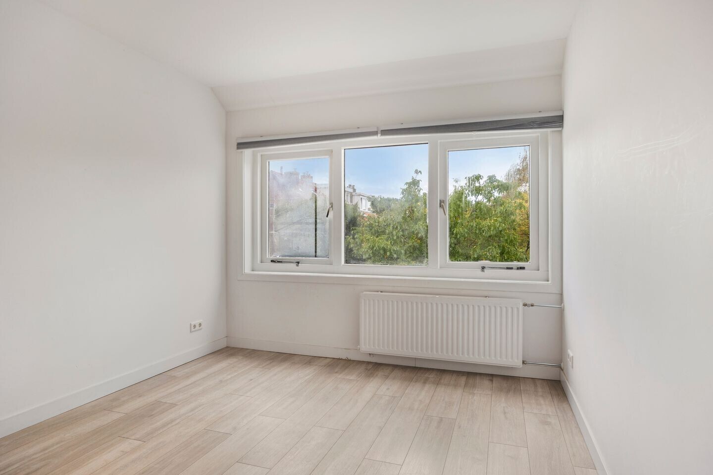 Tussenwoning te koop: Edelweisstraat 149, Eindhoven