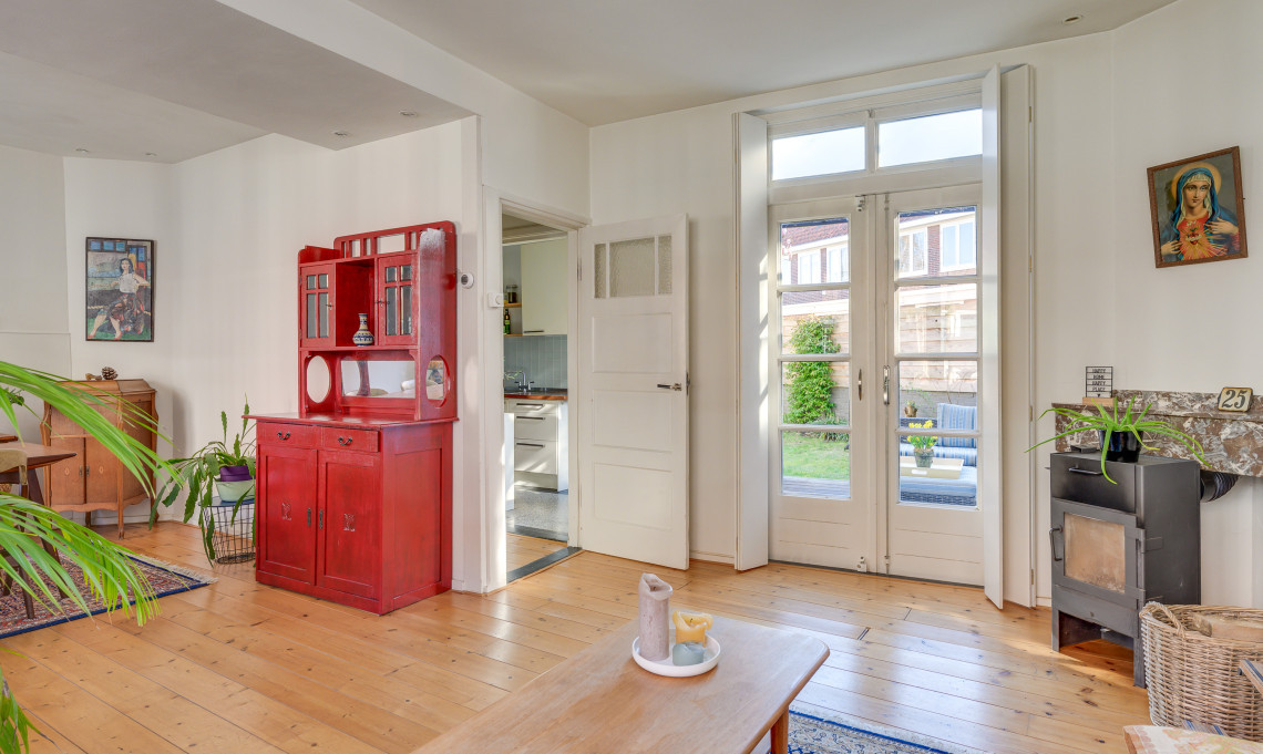 Tussenwoning te koop: Distelstraat 25, Eindhoven