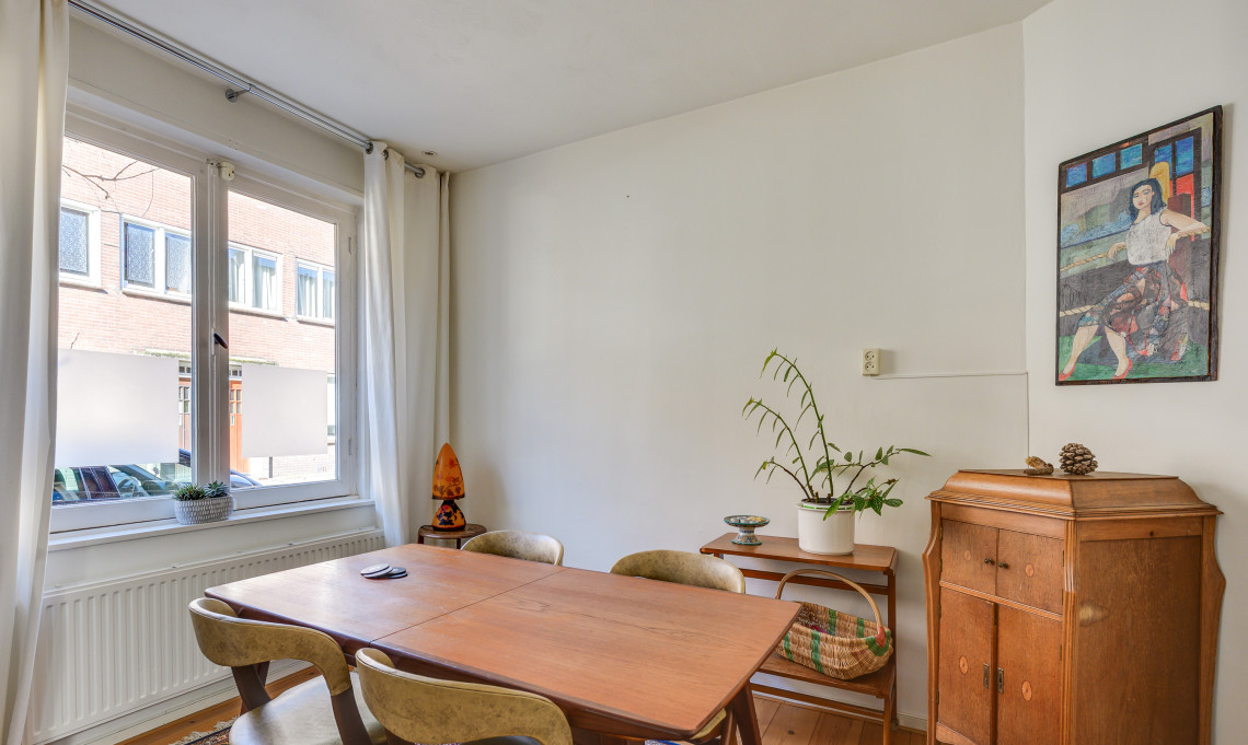 Tussenwoning te koop: Distelstraat 25, Eindhoven