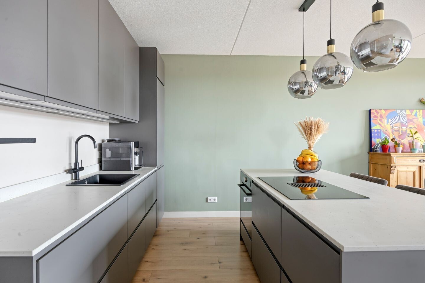 Appartement te koop: Heezerweg 323, Eindhoven