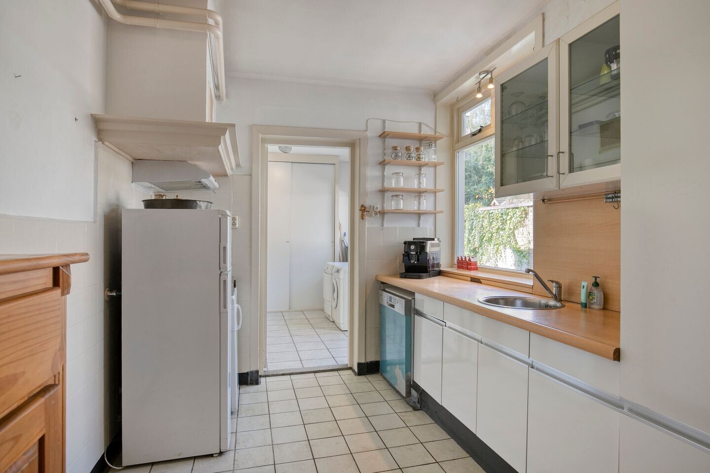 Tussenwoning te koop: Heezerweg 222, Eindhoven