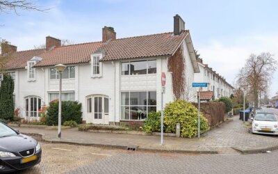 Roothaanstraat 2