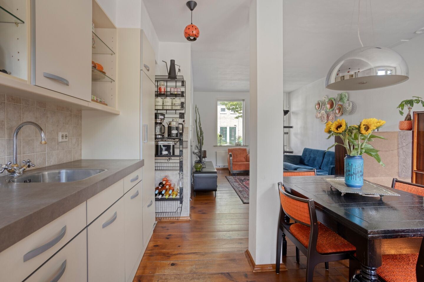 Tussenwoning te koop: Pioenroosstraat 61, Eindhoven