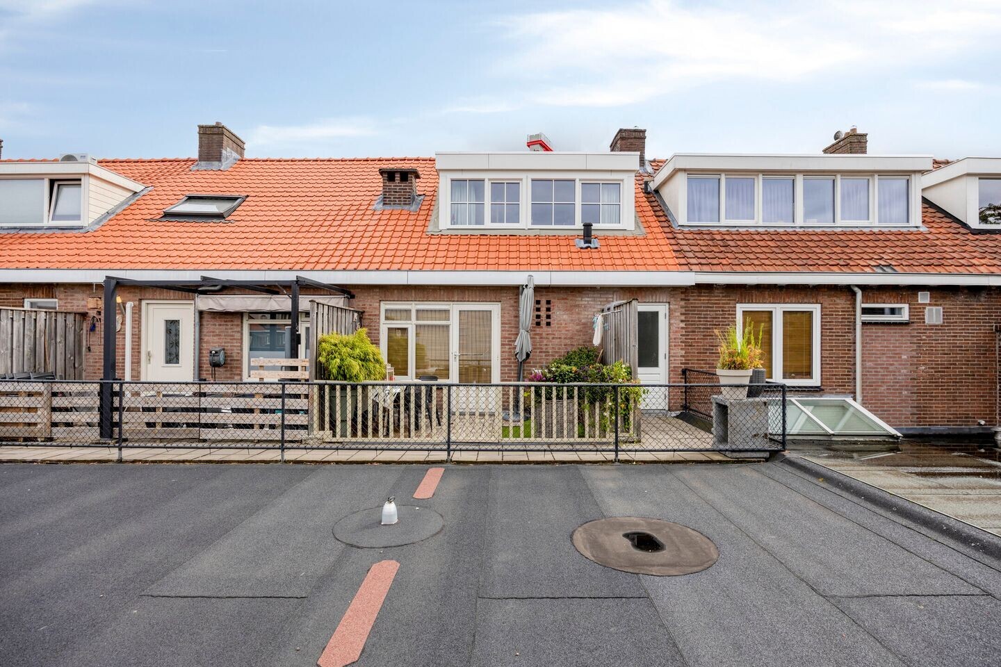 Tussenwoning te koop: Roostenlaan 122, Eindhoven