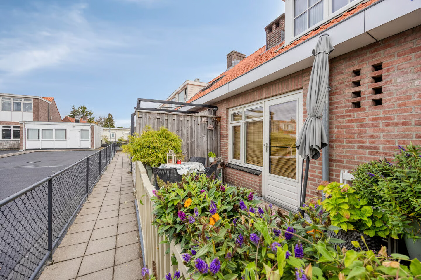 Tussenwoning te koop: Roostenlaan 122, Eindhoven