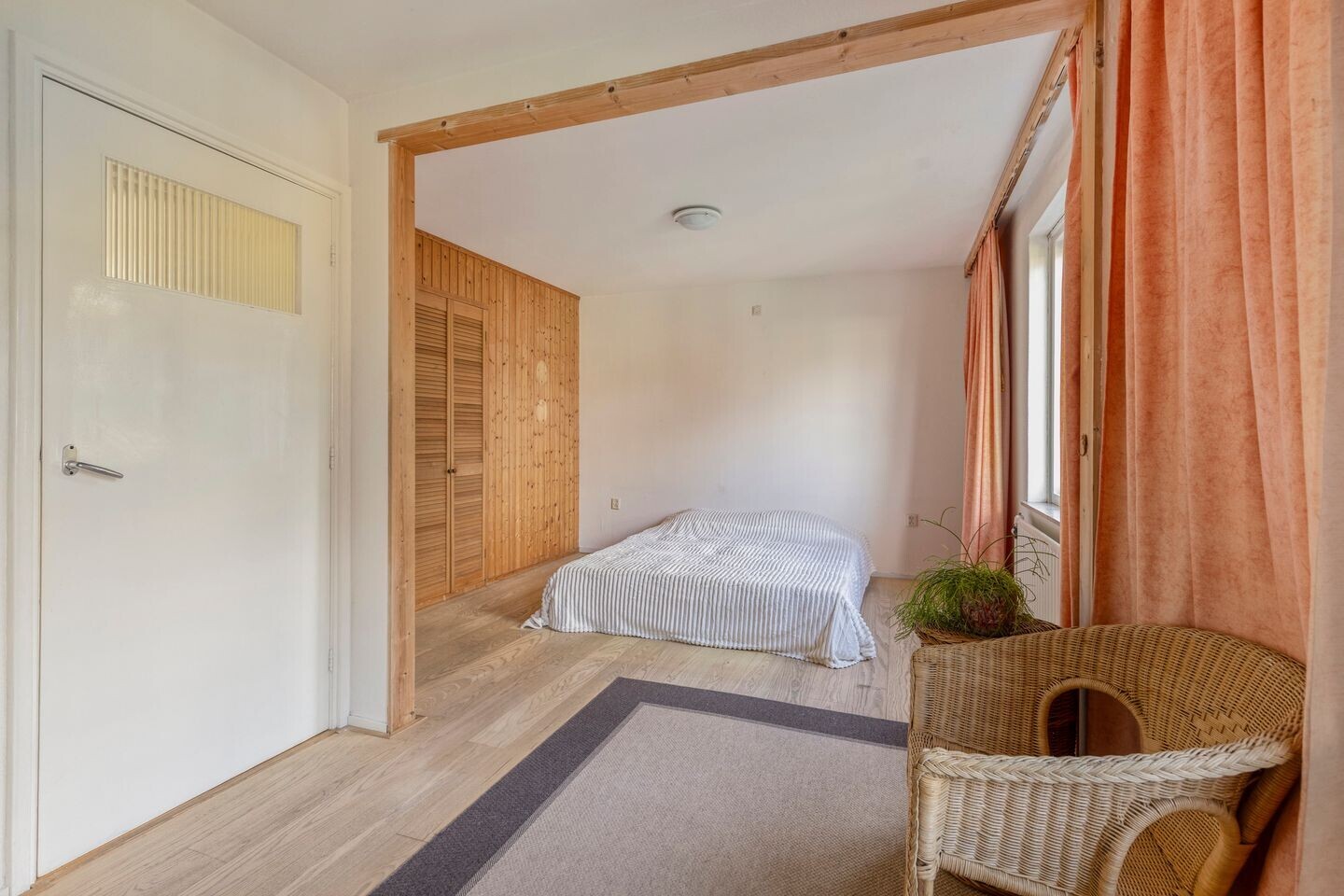 Tussenwoning te koop: Kortonjolaan 30, Eindhoven