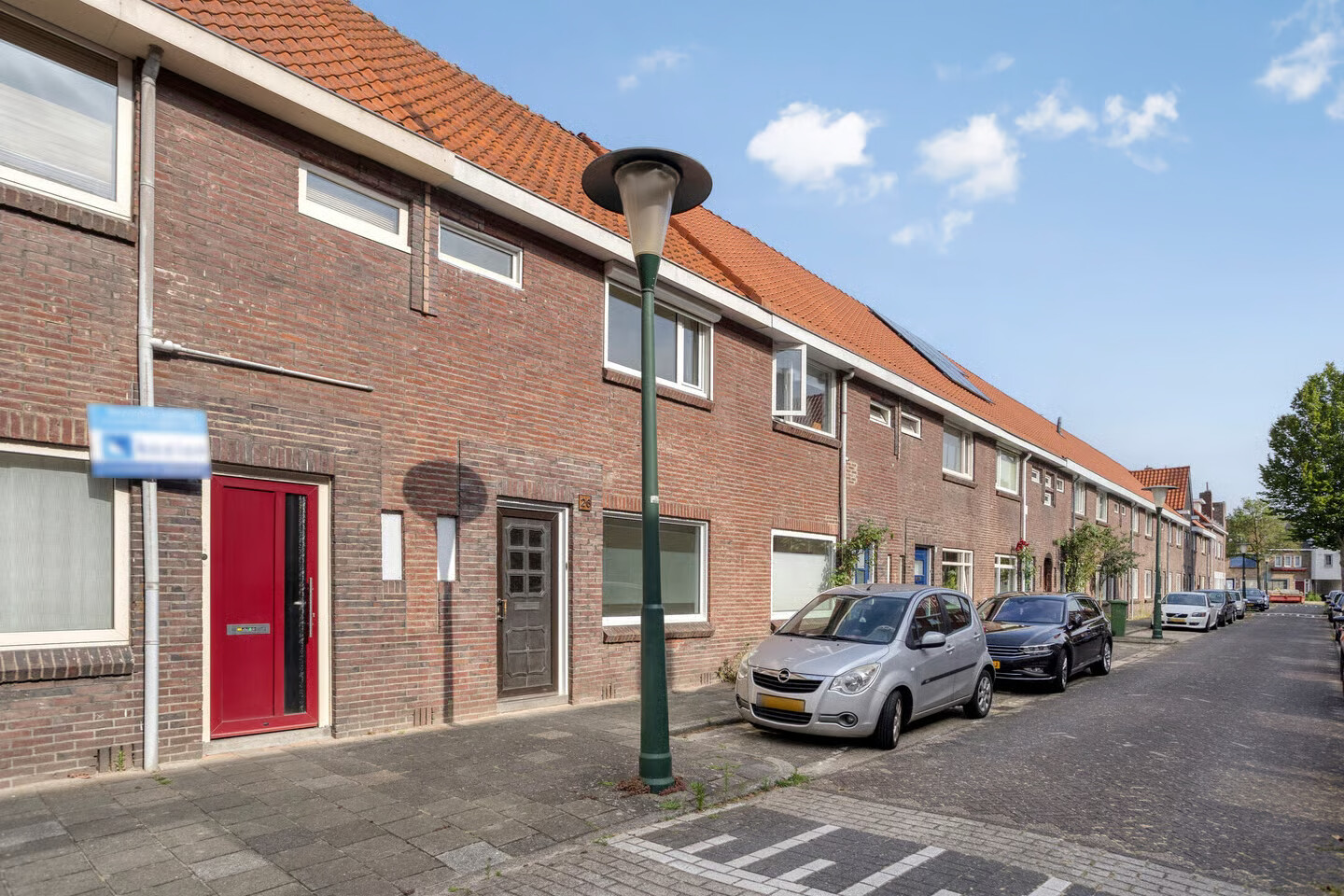 Tussenwoning te koop: Fuchsiastraat 26, Eindhoven