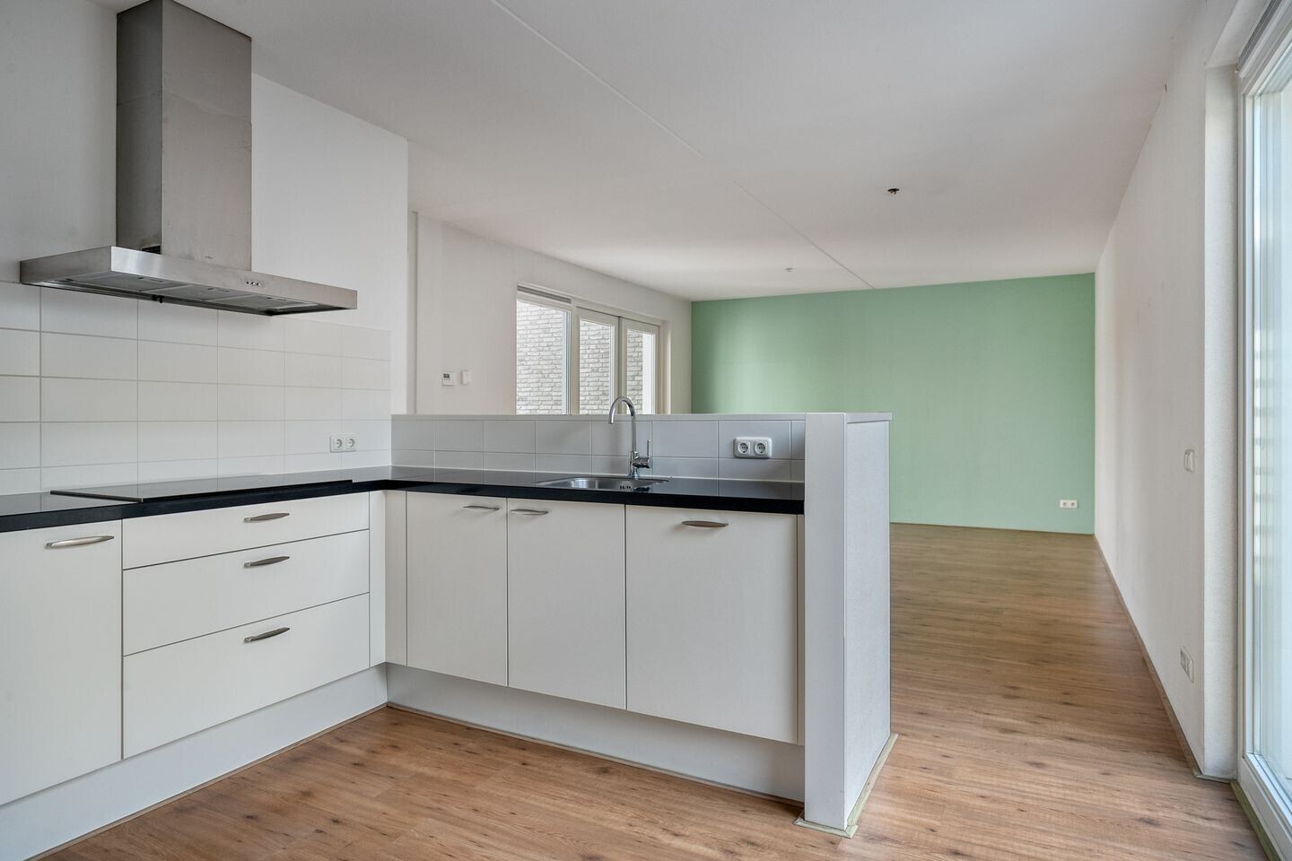 Tussenwoning te koop: Persglashof 10, Eindhoven