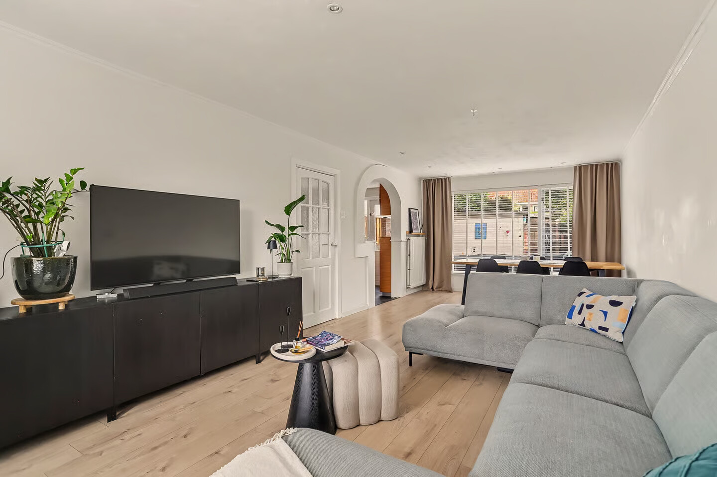 Tussenwoning te koop: Olympialaan 38, Eindhoven