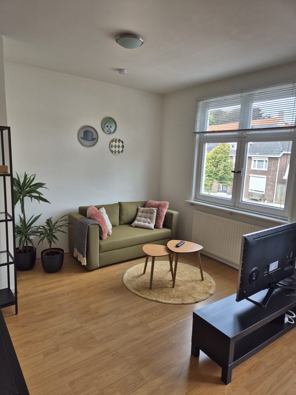 Appartement te huur: Zeelsterstraat 143A, Eindhoven
