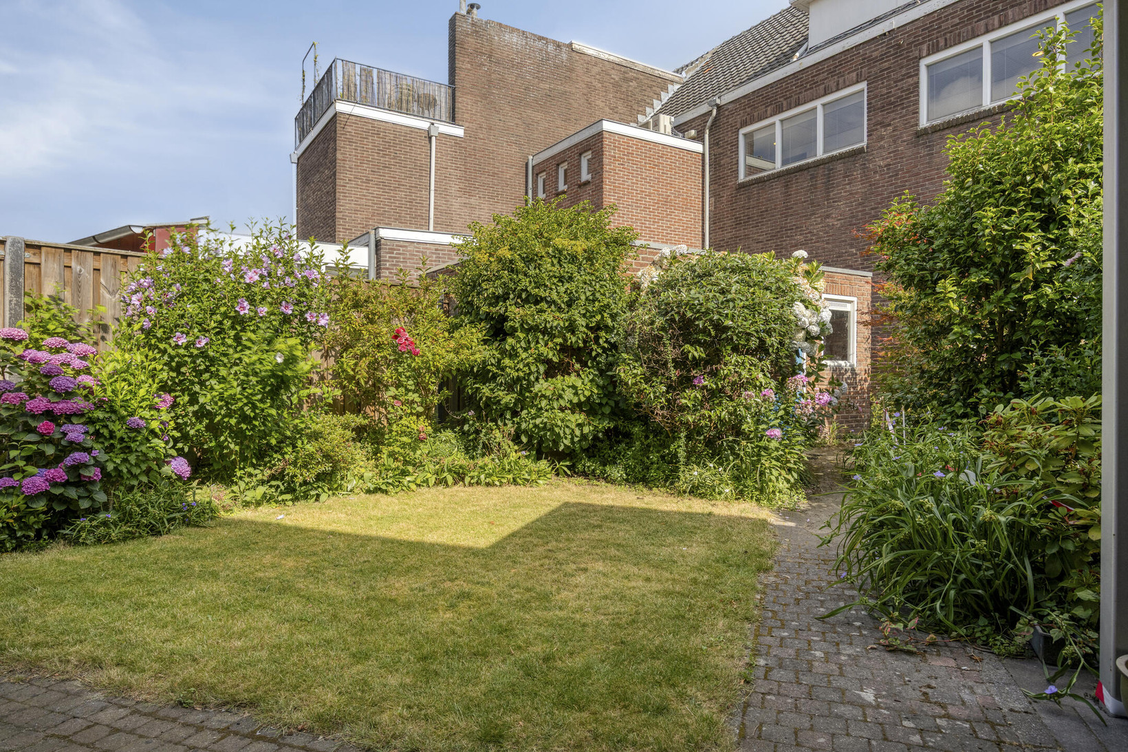 Tussenwoning te koop: Zeelsterstraat 90, Eindhoven