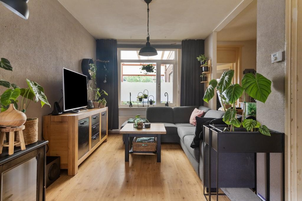 Tussenwoning te koop: Zevenbergenstraat 6, Eindhoven