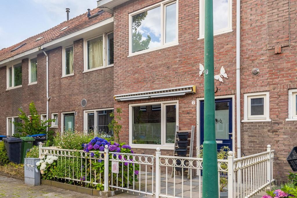 Tussenwoning te koop: Zevenbergenstraat 6, Eindhoven