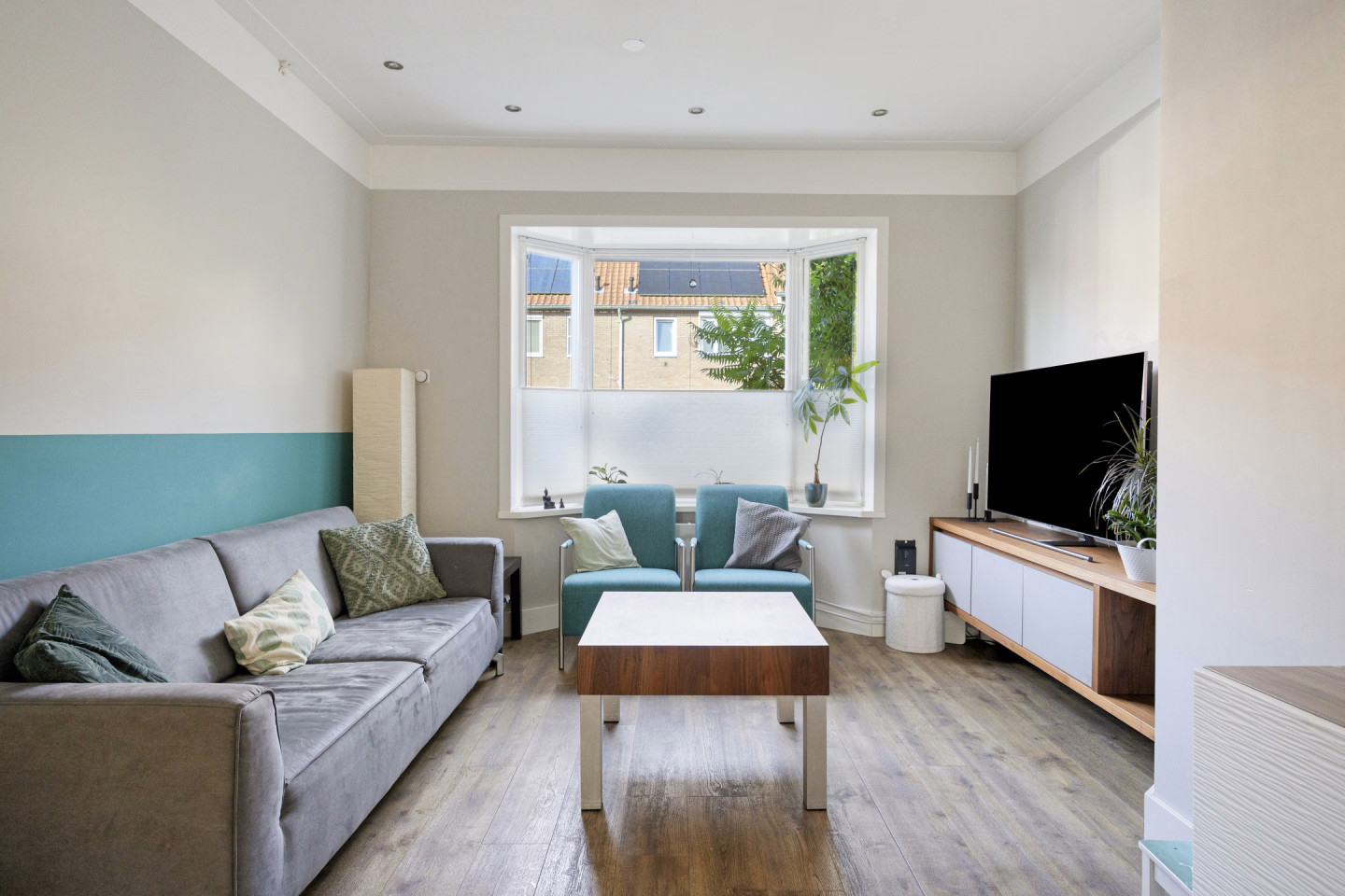 Tussenwoning te koop: Bergen op Zoomstraat 83, Eindhoven