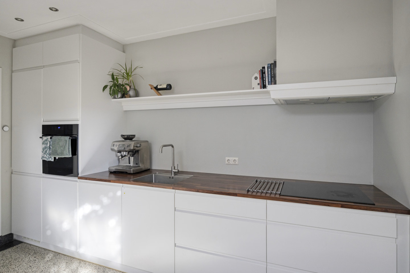 Tussenwoning te koop: Bergen op Zoomstraat 83, Eindhoven