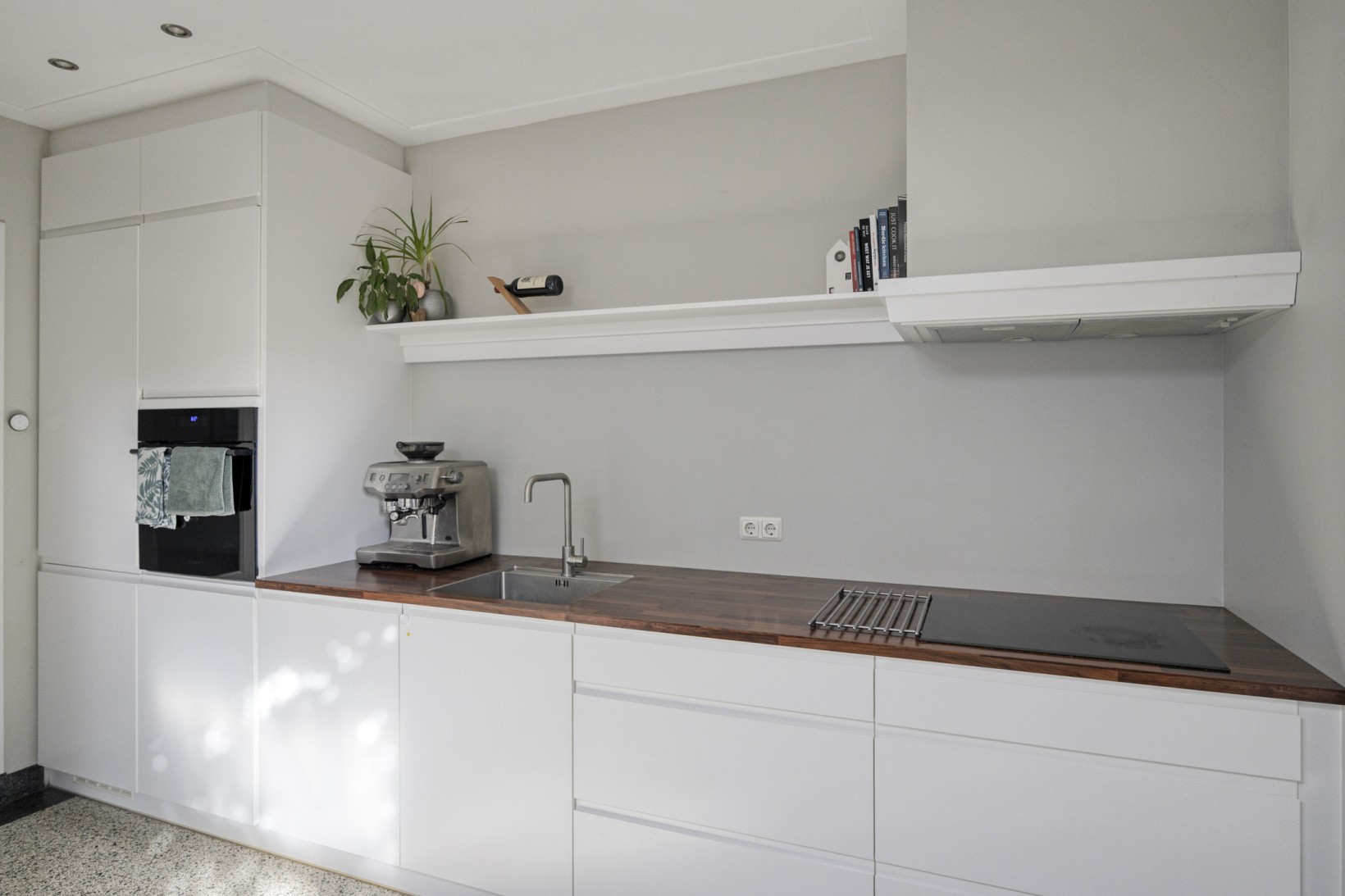 Tussenwoning te koop: Bergen op Zoomstraat 83, Eindhoven