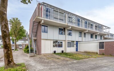 Nijenrode 37