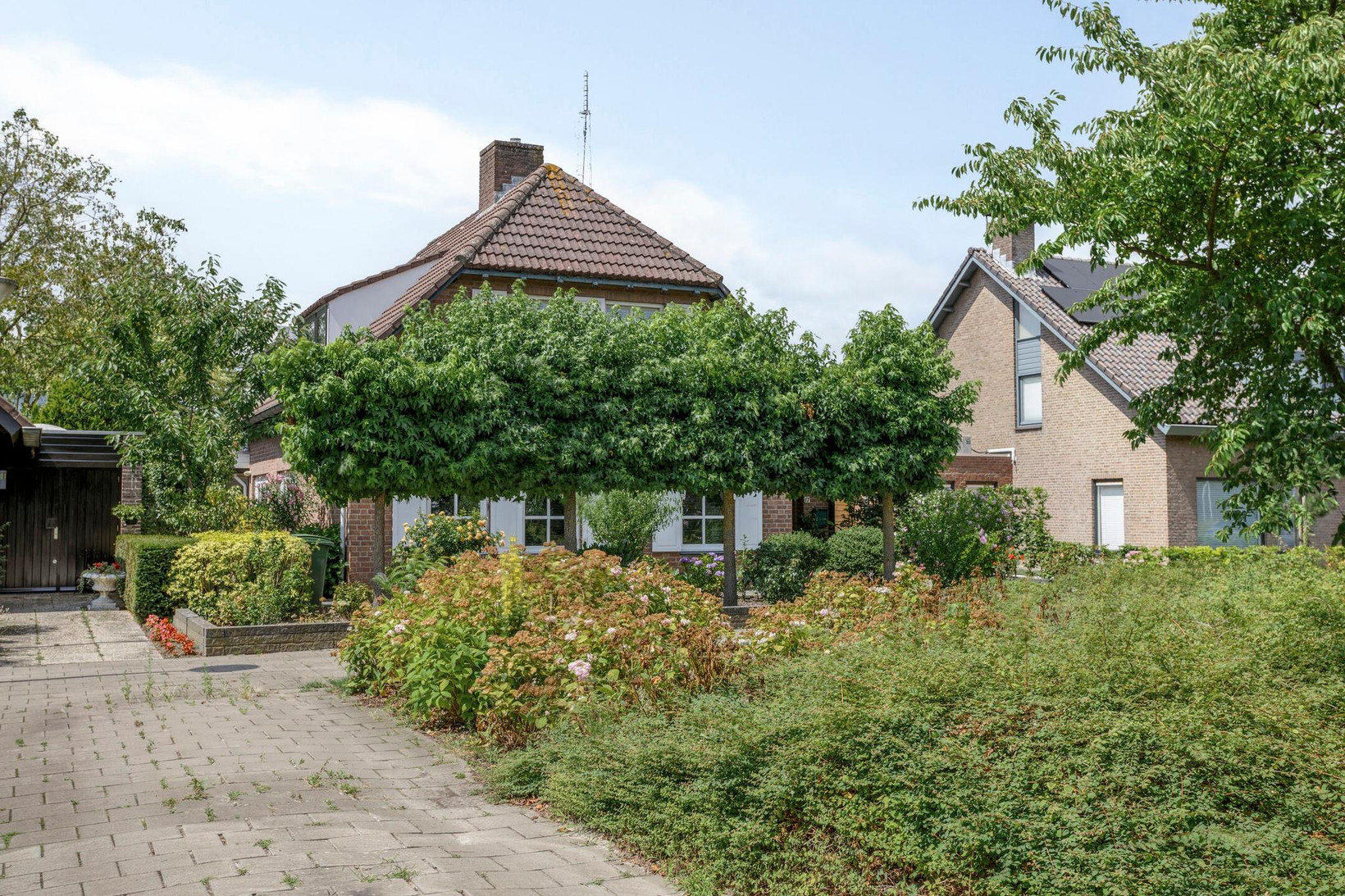 Vrijstaande woning te koop: Bouvigne 17, Eindhoven