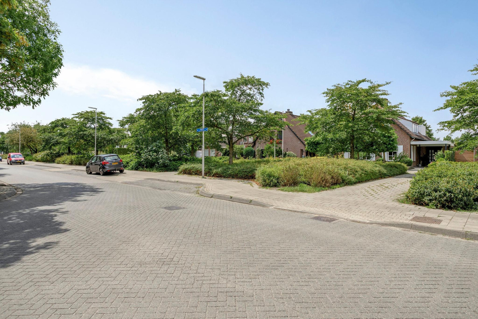 Vrijstaande woning te koop: Bouvigne 17, Eindhoven