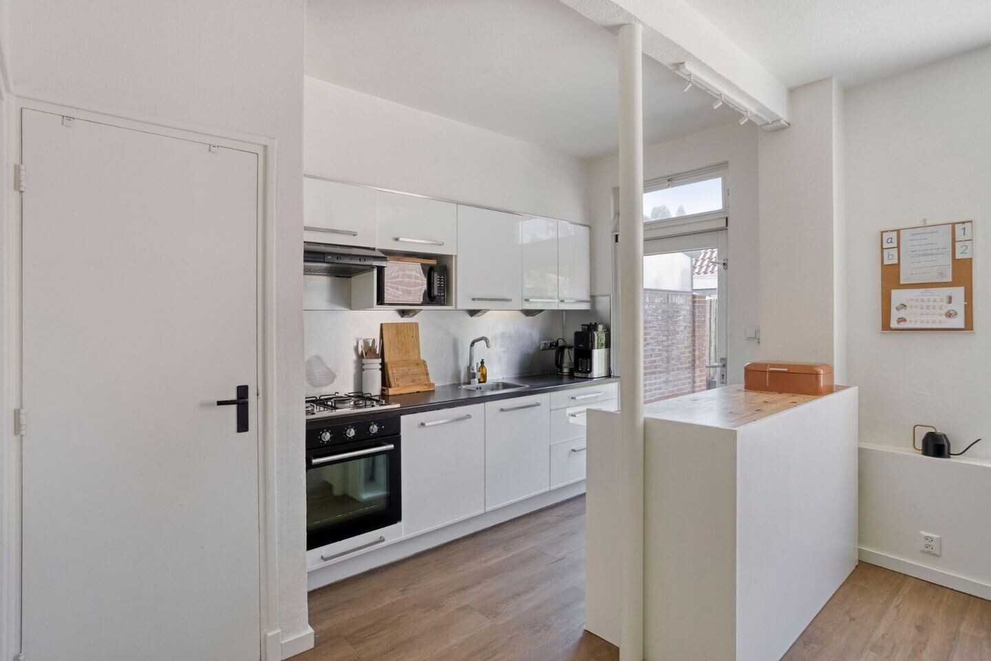 Tussenwoning te koop: Verhulststraat 40, Eindhoven