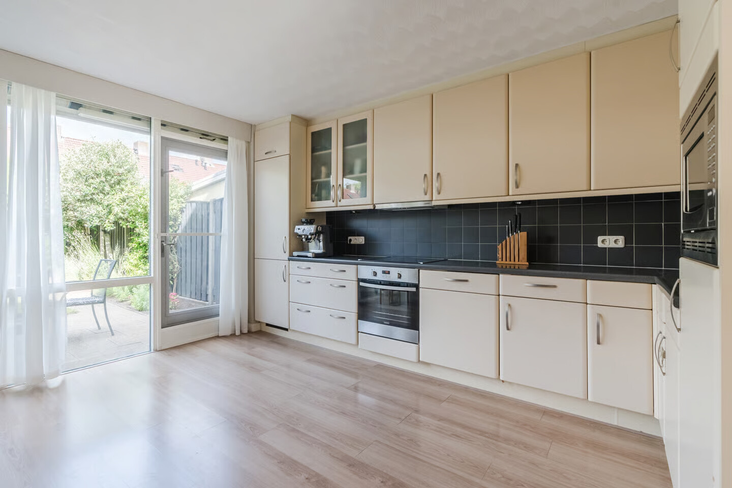 Tussenwoning te koop: Bachlaan 46, Eindhoven