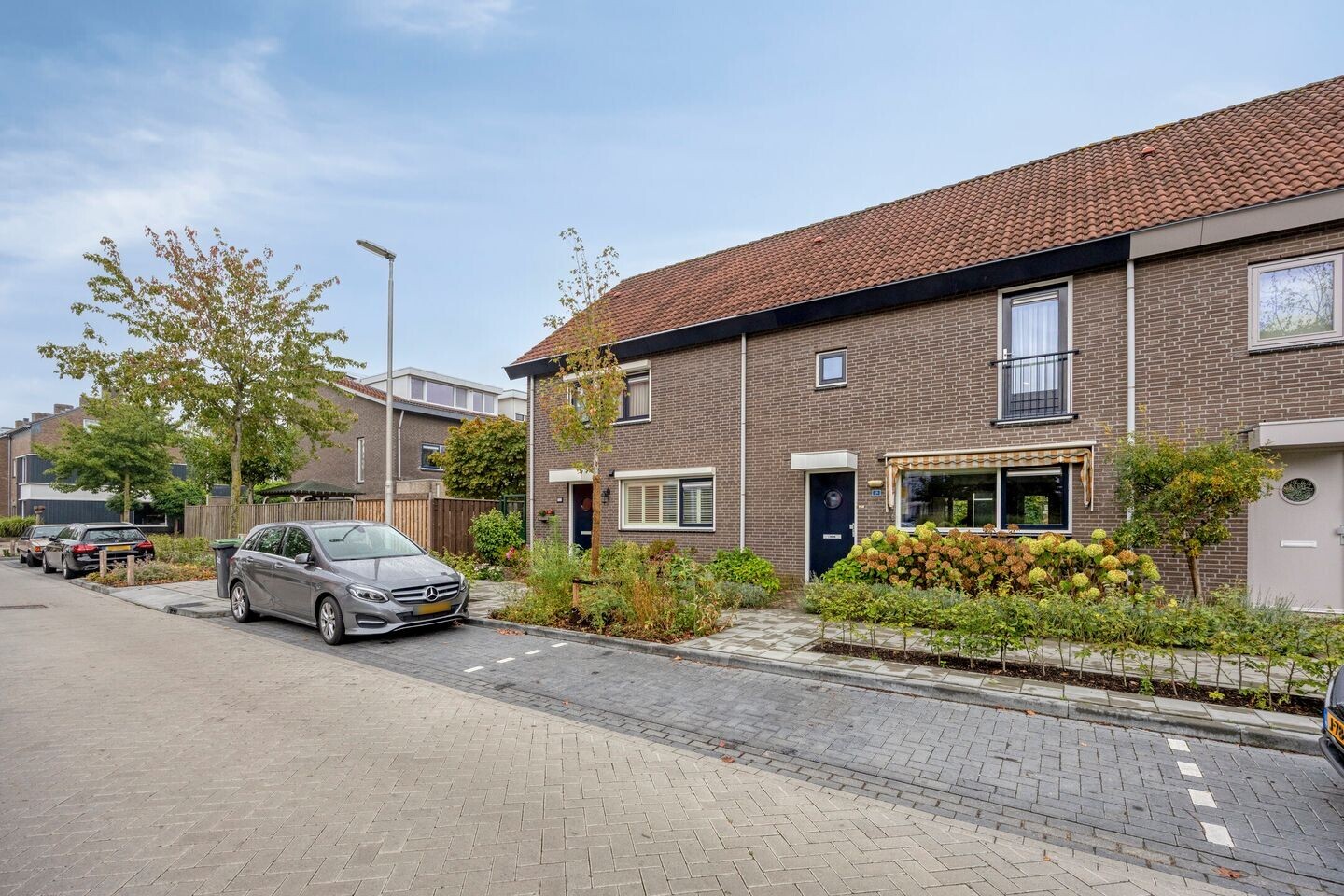 Tussenwoning te koop: Offenbachlaan 1A, Eindhoven