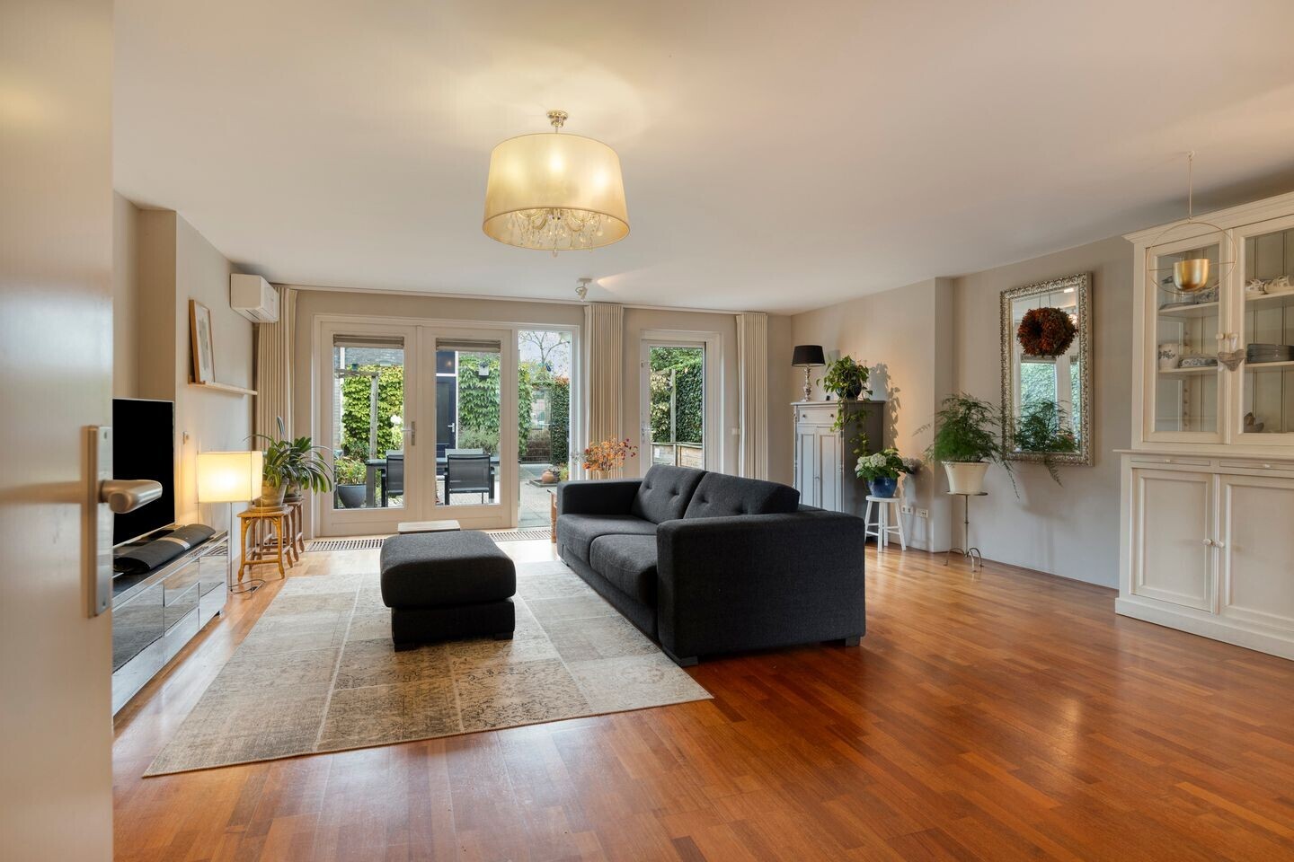 Tussenwoning te koop: Offenbachlaan 1A, Eindhoven