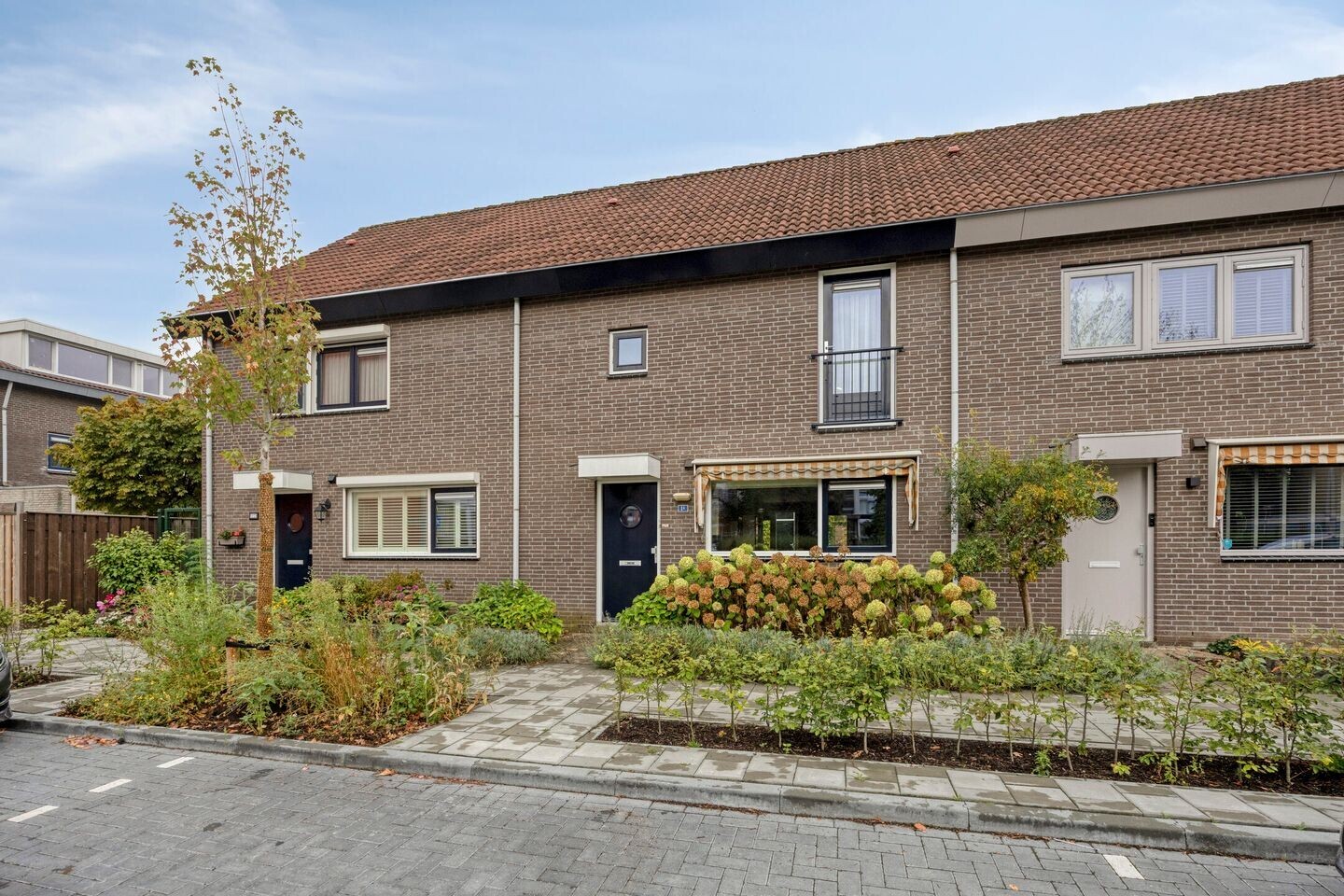 Tussenwoning te koop: Offenbachlaan 1A, Eindhoven