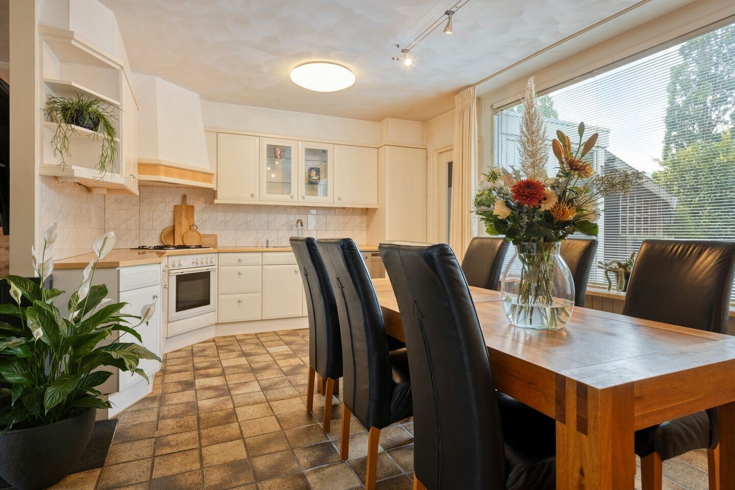 Tussenwoning te koop: Lichtenberg 32, Eindhoven