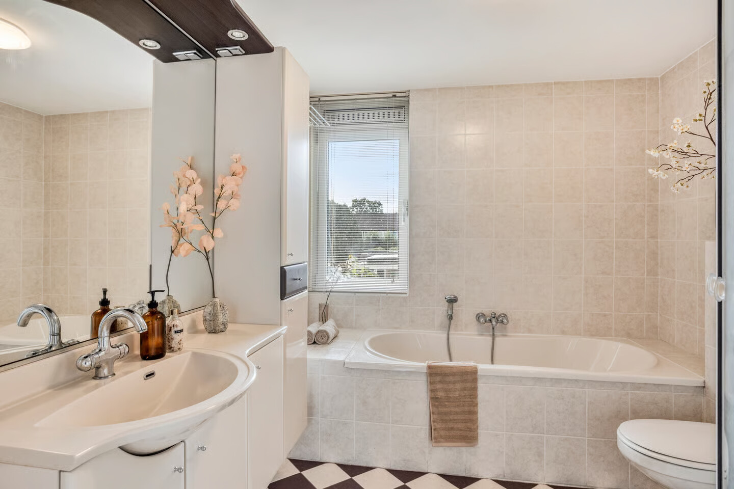 Tussenwoning te koop: Zijpendaal 40, Eindhoven