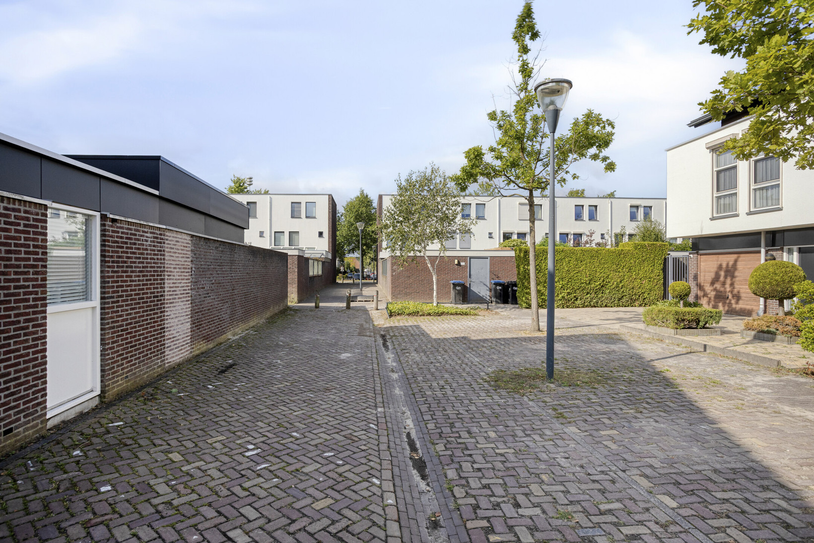 Twee-onder-één-kap te koop: Zandeiland 45, Eindhoven