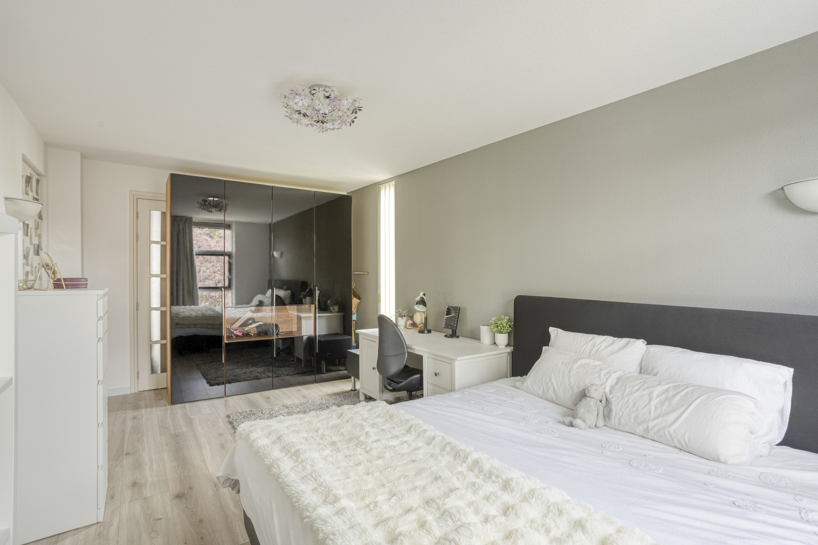 Twee-onder-één-kap te koop: Zandeiland 45, Eindhoven