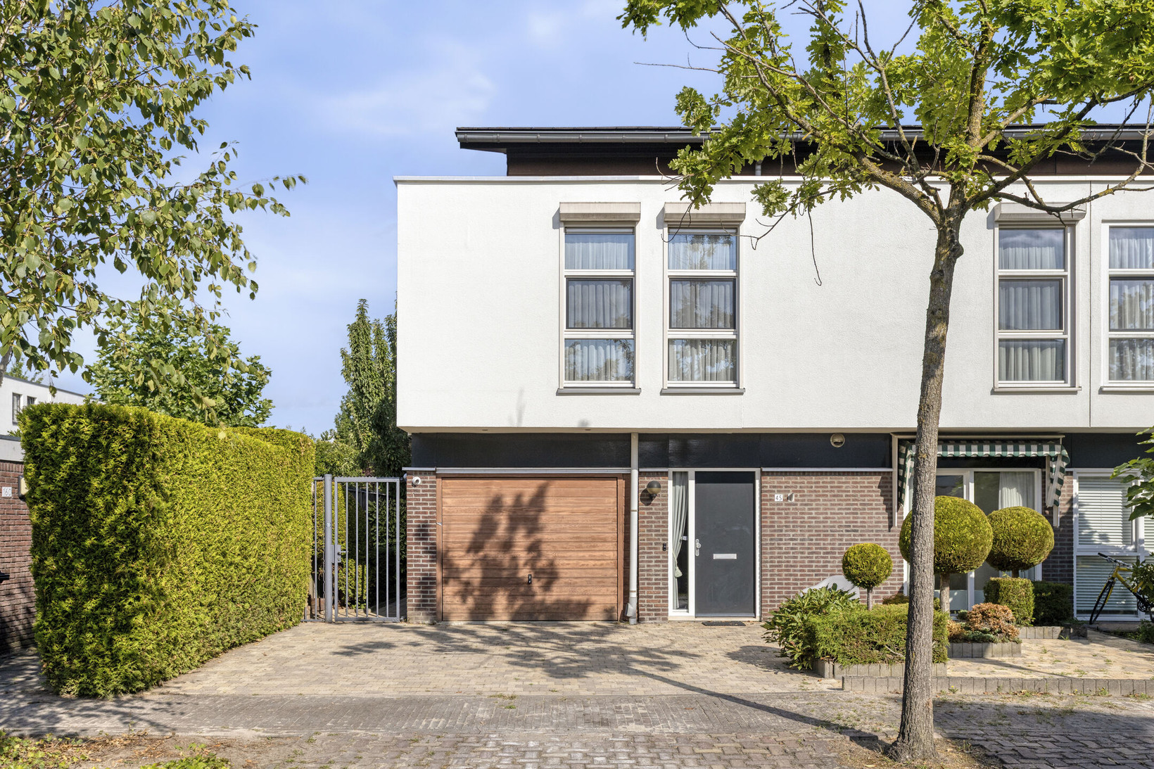 Twee-onder-één-kap te koop: Zandeiland 45, Eindhoven