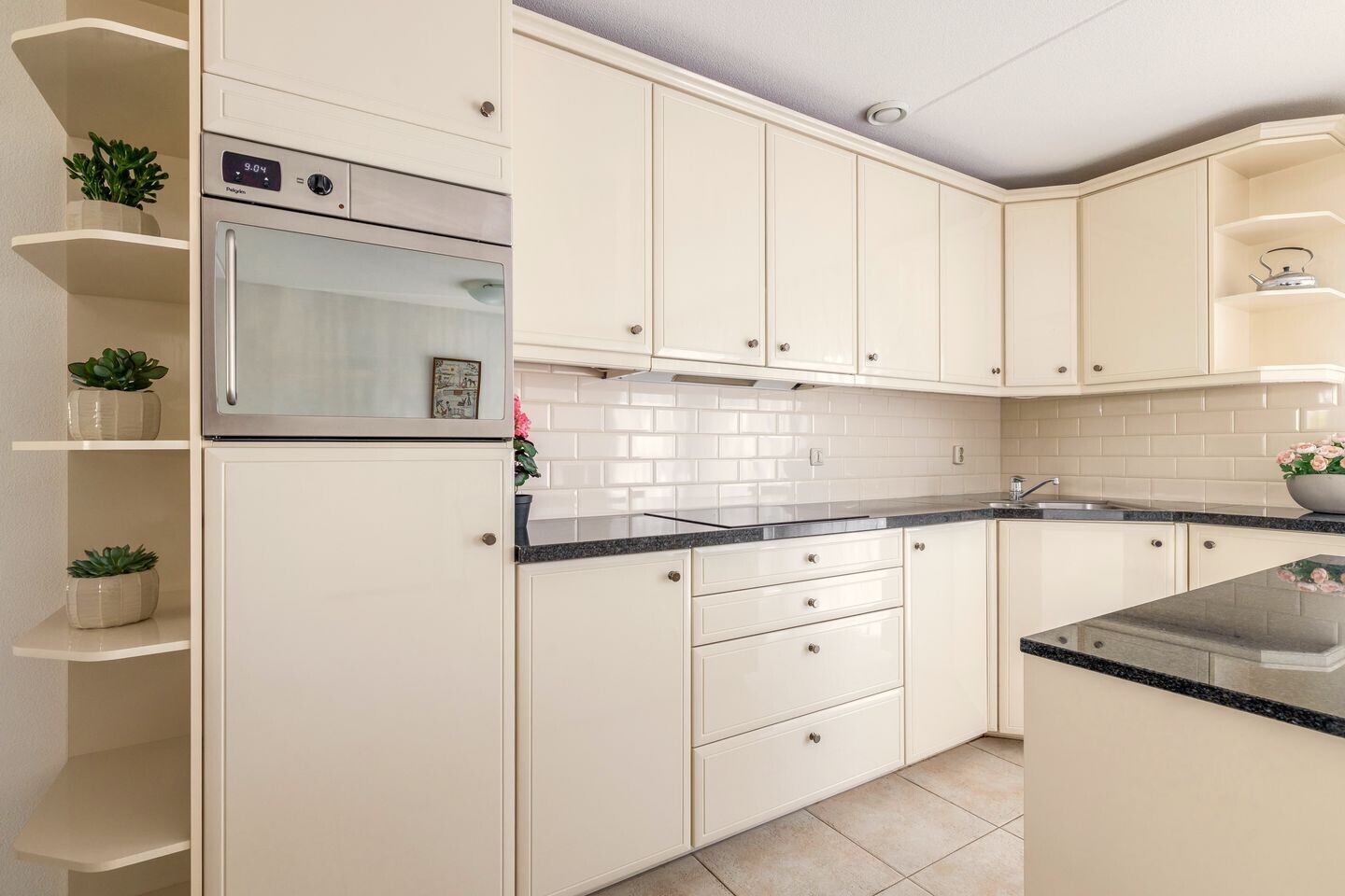 Tussenwoning te koop: Zandhoen 34, Eindhoven