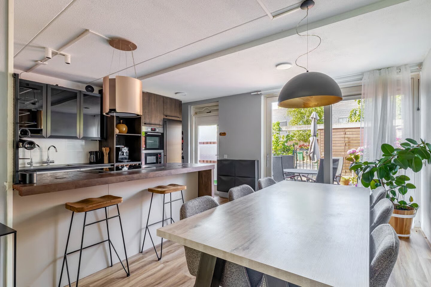 Tussenwoning te koop: Zandvis 112, Eindhoven