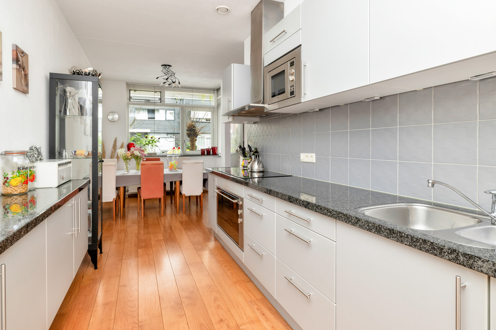 Tussenwoning te koop: Grasvink 42, Eindhoven