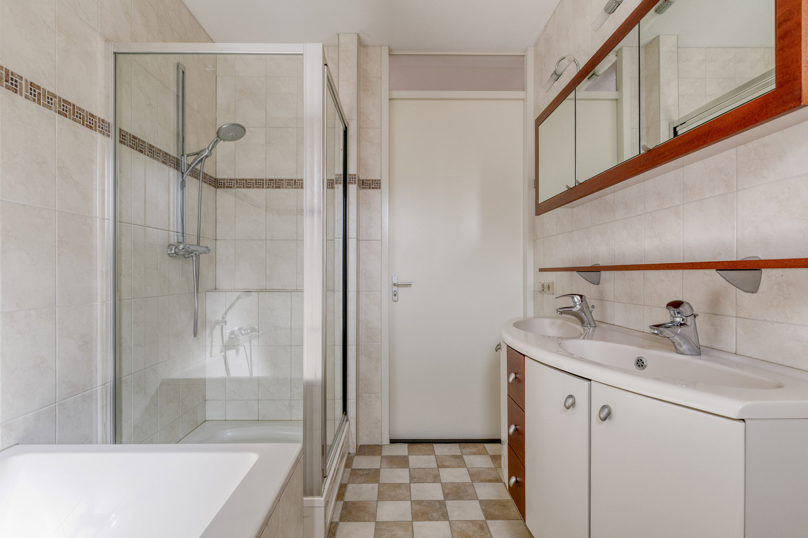 Tussenwoning te koop: Graspol 21, Eindhoven