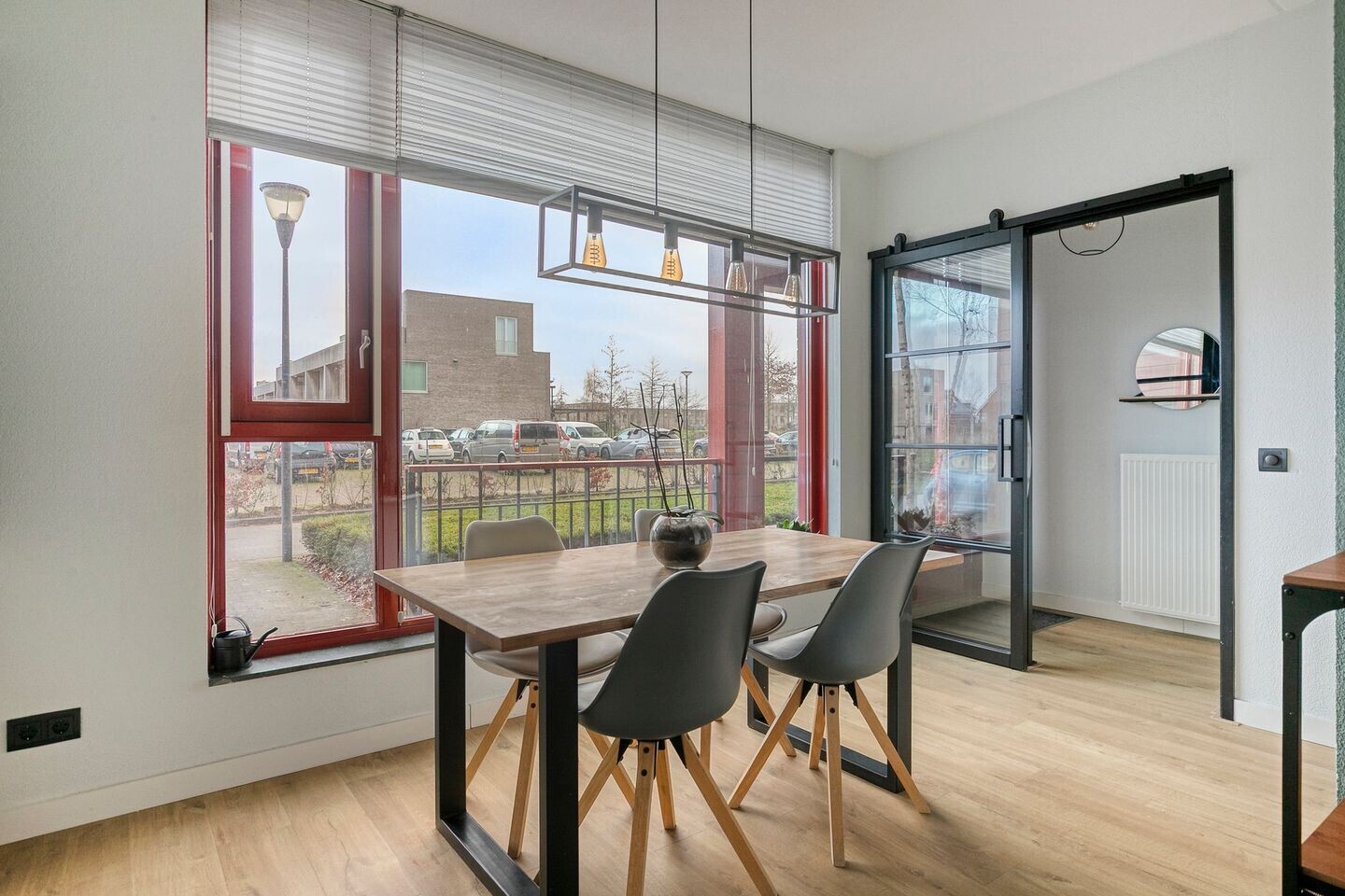 Tussenwoning te koop: Grasbloem 5, Eindhoven
