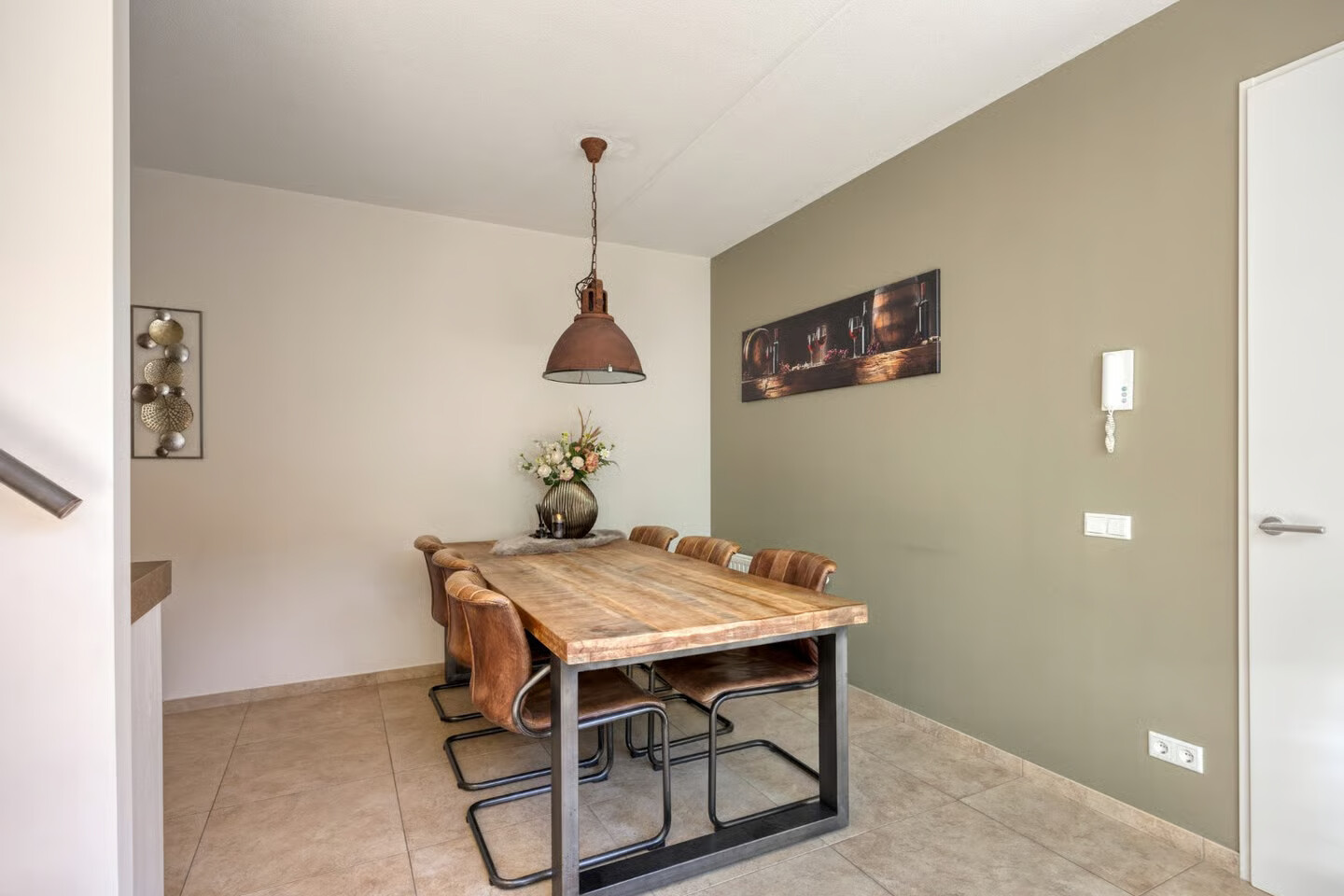 Tussenwoning te koop: Graslelie 11, Eindhoven